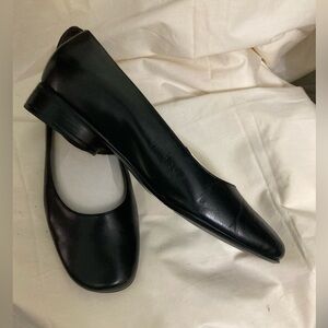 NATURALIZER Leather Flats 7.5W Black NWOT